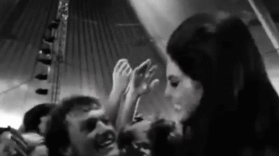 I can t imagine her. Гифки с концертом э. Фанатка бабка на концерте гифки. Lennon John с фанатами гиф