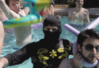 Бассейн вечеринка секс GIF - Find on GIFER