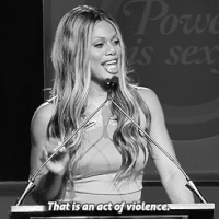 Әдемі юбкадағы секс